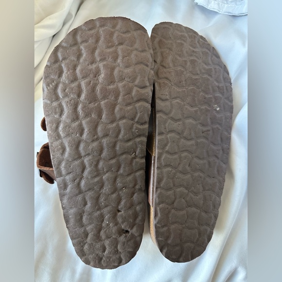 Cushionaire Luna cork footbed sandal with +comfort. Brown, adjustable straps. 7W - Picture 6 of 7